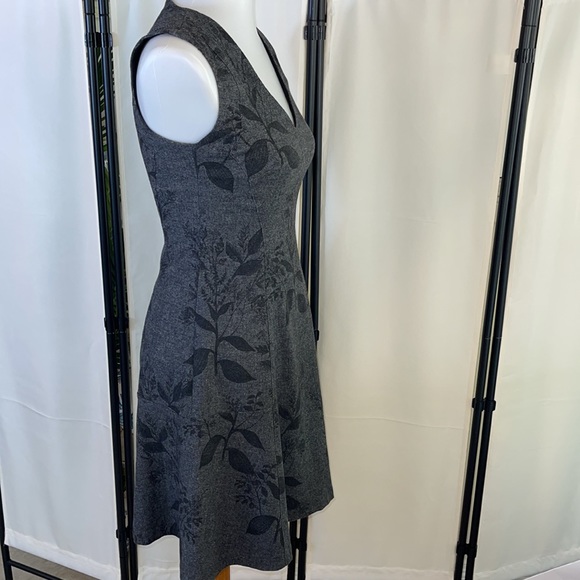 Banana Republic Sleeveless Dress Size 0 EUC - Picture 7 of 12